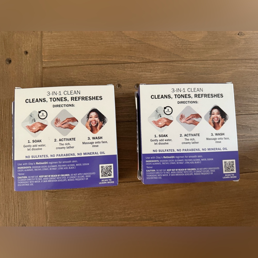 Olay Cleansing Melts + Retinol Water-Activated Daily Facial Cleanser 32ct Pads - Picture 2 of 6